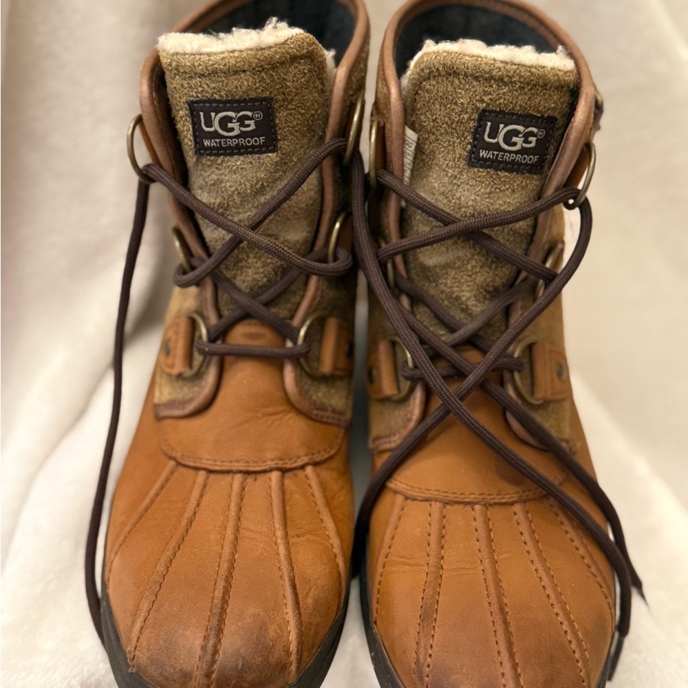 UGG Women's Brown Lace Up Boots